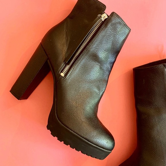 H&M Platform Booties - Picture 2 of 3